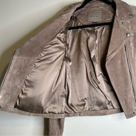 BLANKNYC‎ WOMENS TAUPE LEATHER LONG SLEEVE COLLARED HOODED MOTO JACKET SIZE M - Picture 7 of 12